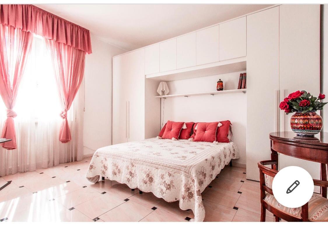 Riva Dei Fiori Apartment Viareggio Exterior photo